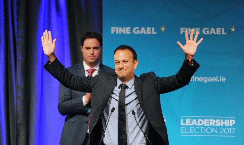 130745737_EPA_Newly-elected-leader-of-the-Fine-Gael-party-celebrates-his-victory-in-Dublin-xlarge_trans_NvBQzQNjv4BqjIwIjDXBmcU79gdGK1cNfnDr2WmCFhFv5Ae4PR_G_hI