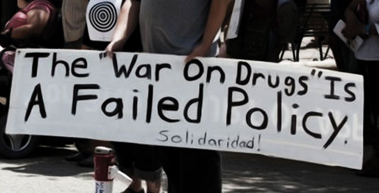 war-on-drugs-photo_t750x550